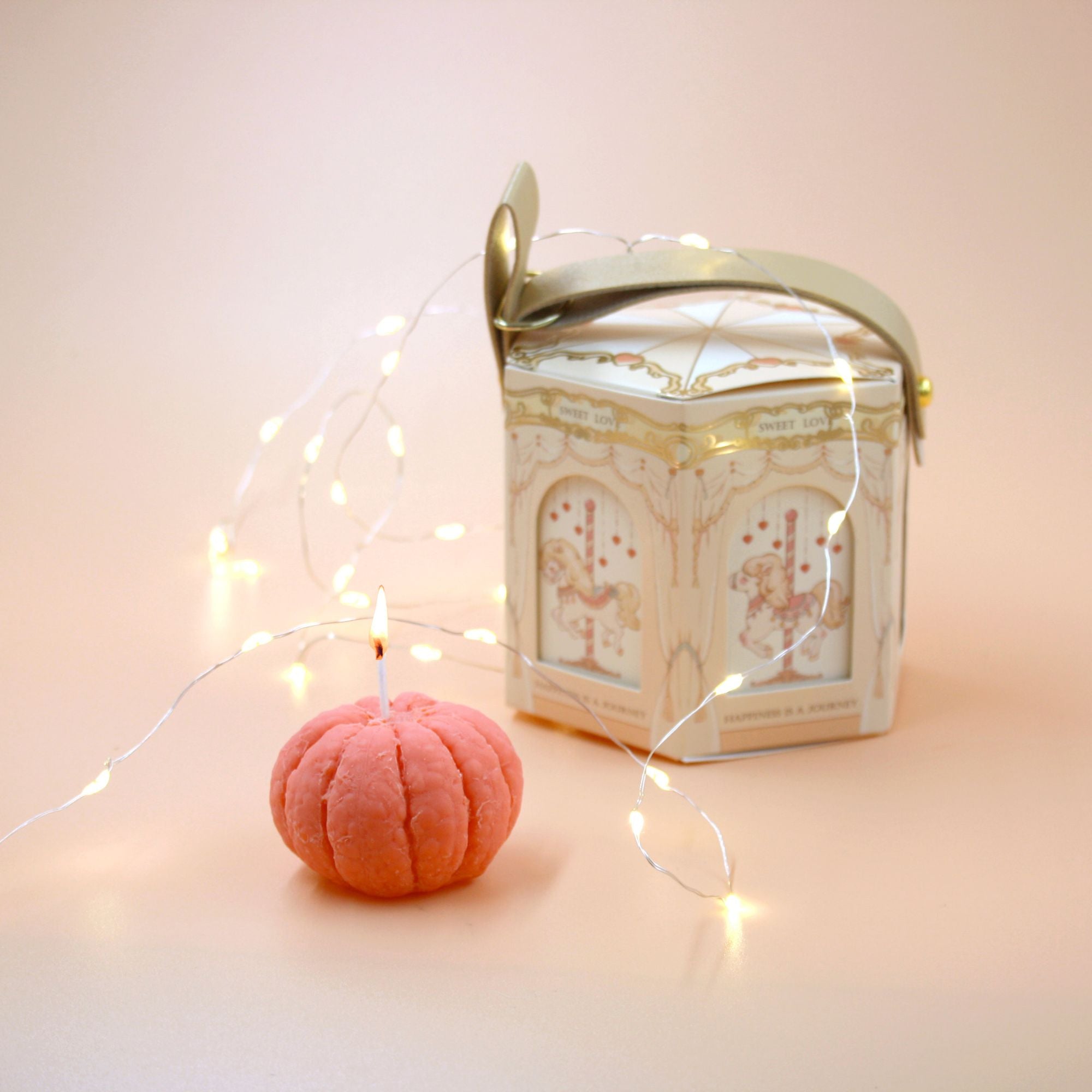 BYLOCAL Mandarinka - dekorativní sojová svíčka v dárkovém balení