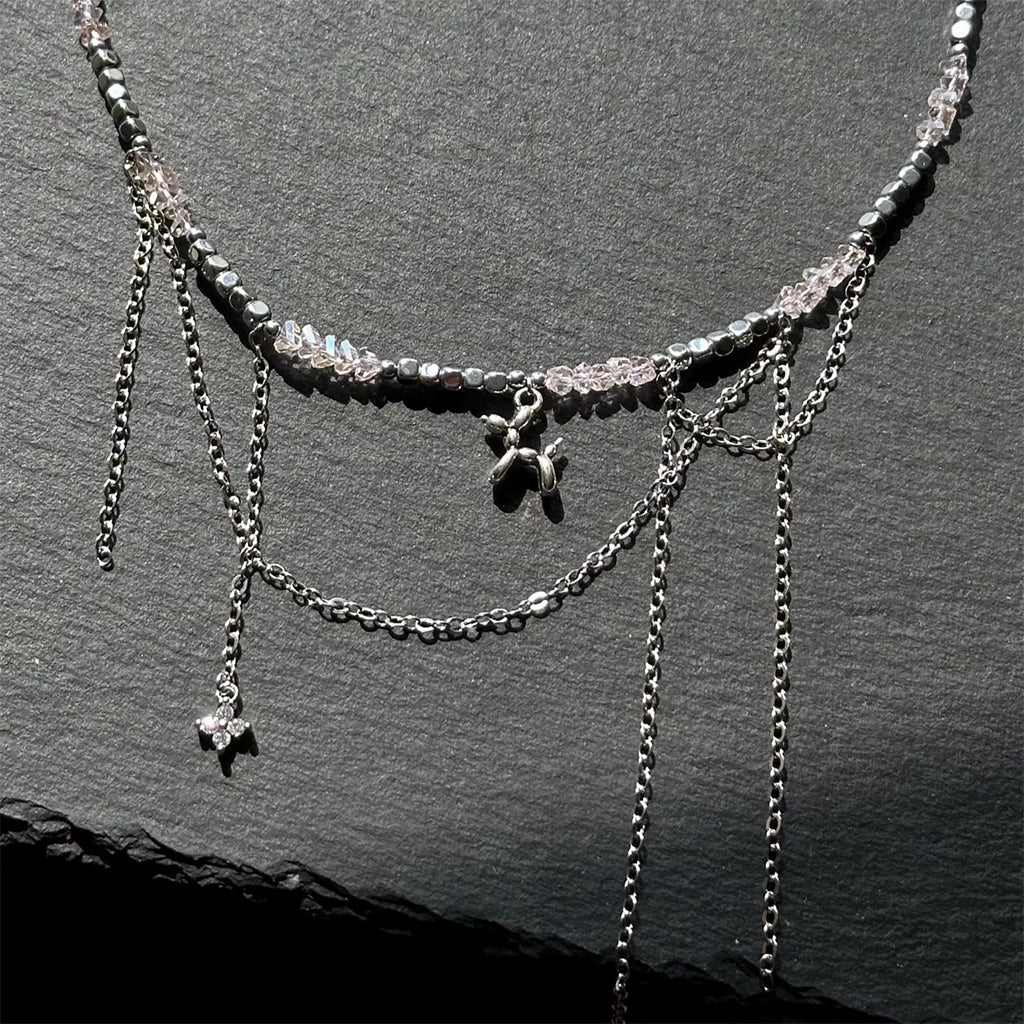 SIELI Náhrdelník z kubického hematitu s růžovým sklem a hravými přívěsky