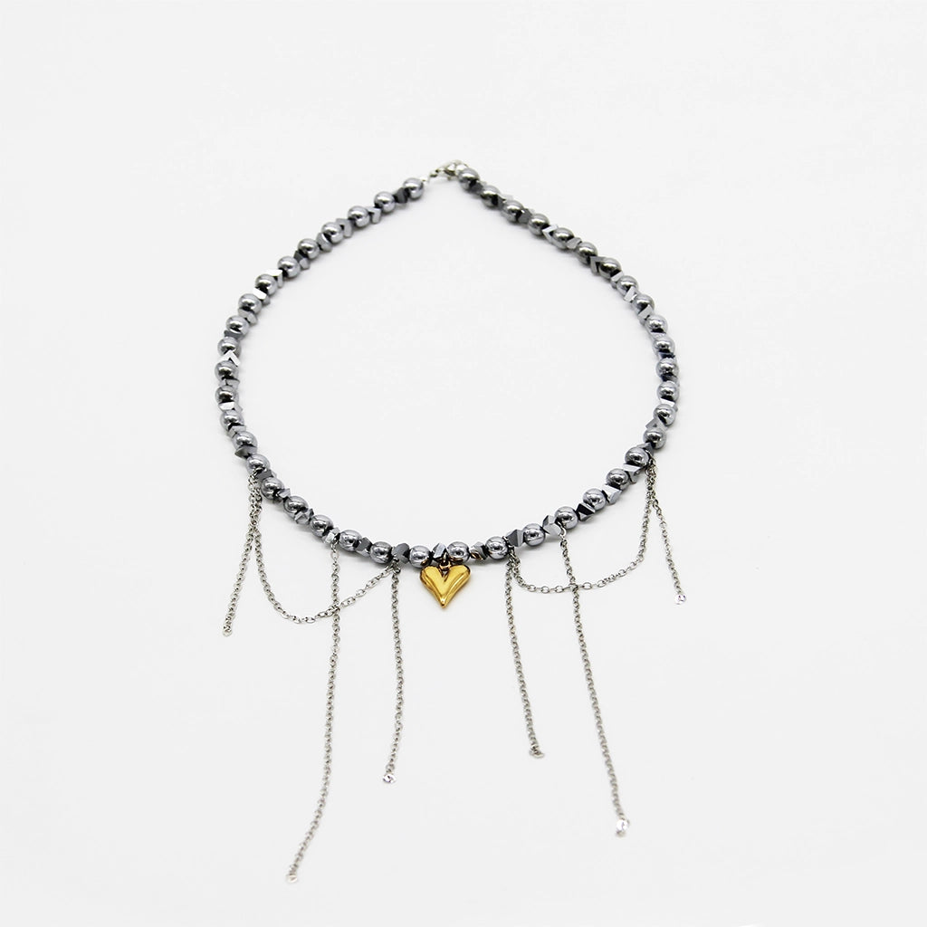 SIELI Náhrdelník s hematitem, skleněnými korálky, přívěskem srdce